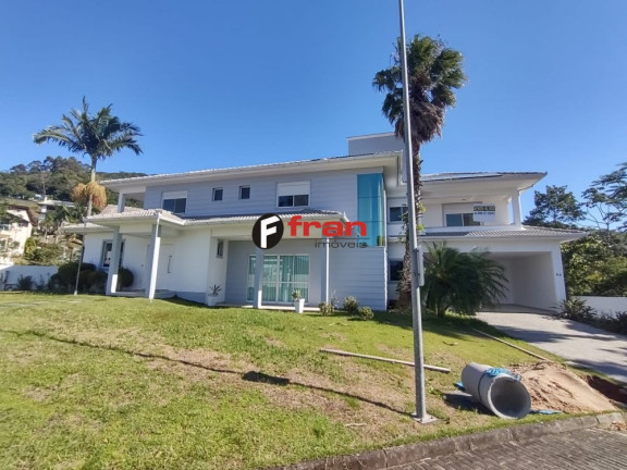 Imagem Casa com 4 Quartos à Venda, 400 m² em Córrego Grande - Florianópolis Imagem Casa com 4 Quartos à Venda, 400 m² em Córrego Grande - Florianópolis