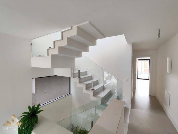 Imagem Casa de Condomínio com 4 Quartos à Venda, 350 m² em Barra Da Tijuca - Rio De Janeiro Imagem Casa de Condomínio com 4 Quartos à Venda, 350 m² em Barra Da Tijuca - Rio De Janeiro