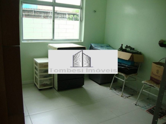 Imagem Casa com 3 Quartos à Venda, 292 m² em Jardim Sabará - Porto Alegre Imagem Casa com 3 Quartos à Venda, 292 m² em Jardim Sabará - Porto Alegre