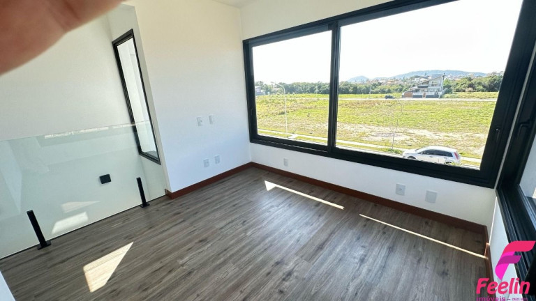 Imagem Casa com 3 Quartos à Venda, 163 m² em Campeche - Florianópolis
