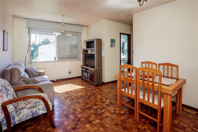 Imagem Imóvel com 2 Quartos à Venda, em Passo Da Areia - Porto Alegre Imagem Imóvel com 2 Quartos à Venda, em Passo Da Areia - Porto Alegre