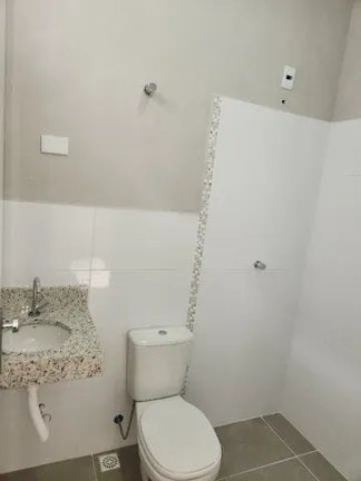 Imagem Casa com 4 Quartos à Venda, 196 m² em Vila Paraíba - Guaratinguetá