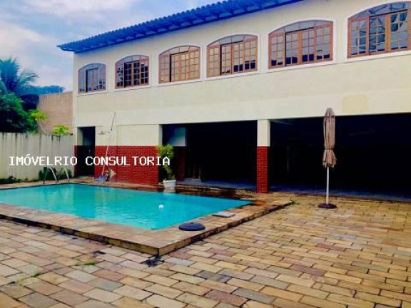 Imagem Casa com 4 Quartos à Venda, 600 m² em Rio De Janeiro