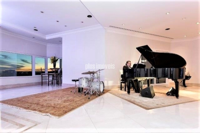 Apartamento com 4 Quartos à Venda, 1.040 m² em Panamby - São Paulo