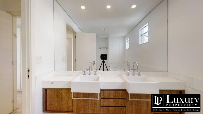 Imagem Apartamento com 2 Quartos à Venda, 151 m² em Vila Nova Conceição - São Paulo Imagem Apartamento com 2 Quartos à Venda, 151 m² em Vila Nova Conceição - São Paulo