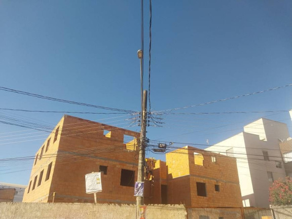 Imagem Apartamento com 2 Quartos à Venda, 52 m² em Arvoredo - Contagem