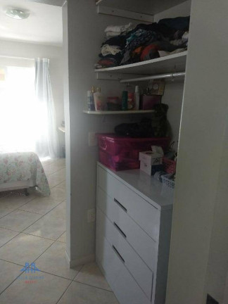 Imagem Casa com 3 Quartos à Venda, 250 m² em Carianos - Florianópolis