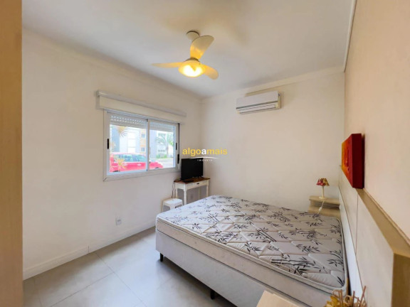 Imagem Imóvel com 3 Quartos à Venda, 70 m² em Centro - Xangri-lá
