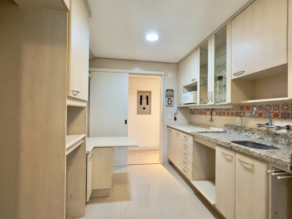 Imagem Apartamento com 3 Quartos à Venda, 78 m² em Menino Deus - Porto Alegre Imagem Apartamento com 3 Quartos à Venda, 78 m² em Menino Deus - Porto Alegre