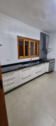 Imagem Sobrado com 3 Quartos à Venda, 18.592 m² em Jardim Ana Estela - Carapicuíba Imagem Sobrado com 3 Quartos à Venda, 18.592 m² em Jardim Ana Estela - Carapicuíba