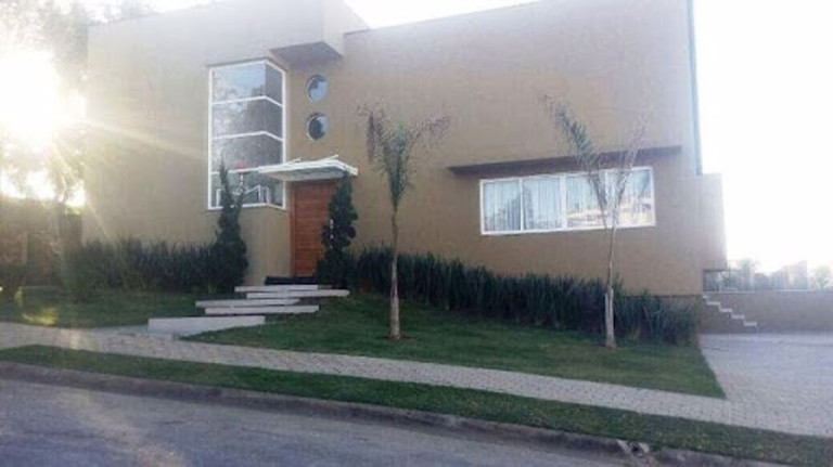 Imagem Casa com 3 Quartos à Venda, 330 m² em Condomínio Figueira Garden - Atibaia Imagem Casa com 3 Quartos à Venda, 330 m² em Condomínio Figueira Garden - Atibaia