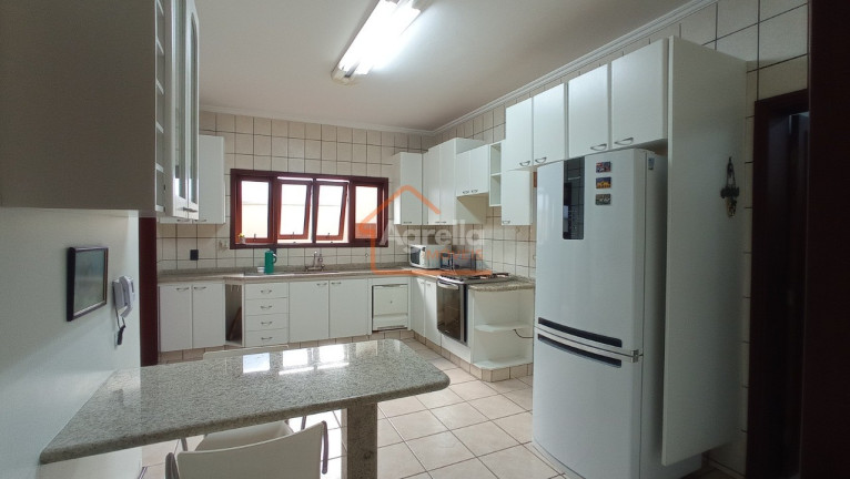 Imagem Casa com 3 Quartos à Venda, 186 m² em Centro - Mogi Mirim Imagem Casa com 3 Quartos à Venda, 186 m² em Centro - Mogi Mirim