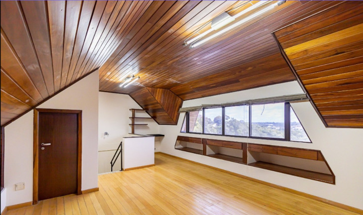Imagem Sobrado com 3 Quartos à Venda, 196 m² em Vista Alegre - Curitiba Imagem Sobrado com 3 Quartos à Venda, 196 m² em Vista Alegre - Curitiba