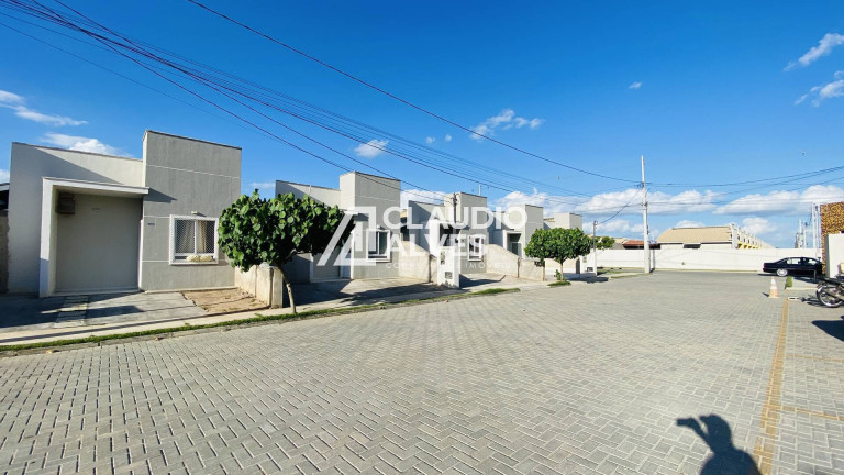 Imagem Casa de Condomínio com 2 Quartos à Venda, 50 m² em Papagaio - Feira De Santana Imagem Casa de Condomínio com 2 Quartos à Venda, 50 m² em Papagaio - Feira De Santana