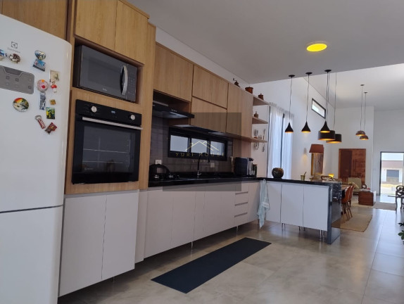 Imagem Casa com 3 Quartos à Venda, 158 m² em Parque Residencial Maria Elmira - Caçapava