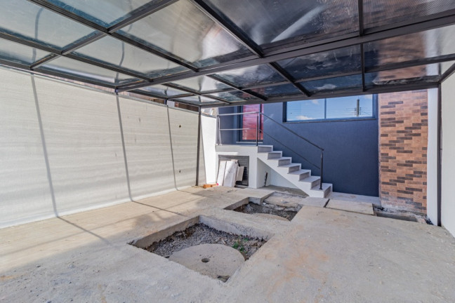 Imagem Casa com 3 Quartos à Venda,  em Chácara Das Pedras - Porto Alegre