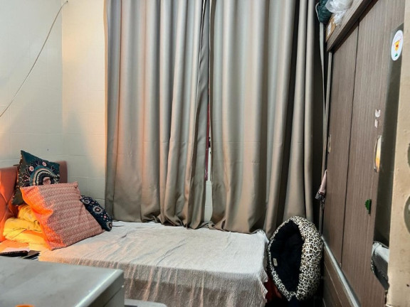 Imagem Casa com 4 Quartos à Venda, 360 m² em Vila Belém - Contagem