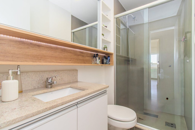 Imagem Apartamento com 2 Quartos à Venda, 65 m² em Higienópolis - Porto Alegre Imagem Apartamento com 2 Quartos à Venda, 65 m² em Higienópolis - Porto Alegre