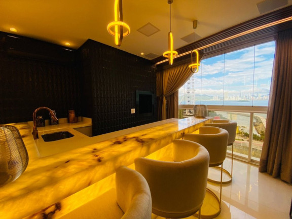 Imagem Apartamento com 4 Quartos à Venda, 195 m² em Pioneiros - Balneário Camboriú Imagem Apartamento com 4 Quartos à Venda, 195 m² em Pioneiros - Balneário Camboriú