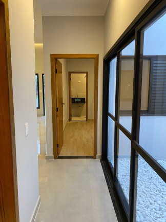 Imagem Casa de Condomínio com 2 Quartos à Venda, 120 m² em Vila Prado - Pindamonhangaba Imagem Casa de Condomínio com 2 Quartos à Venda, 120 m² em Vila Prado - Pindamonhangaba