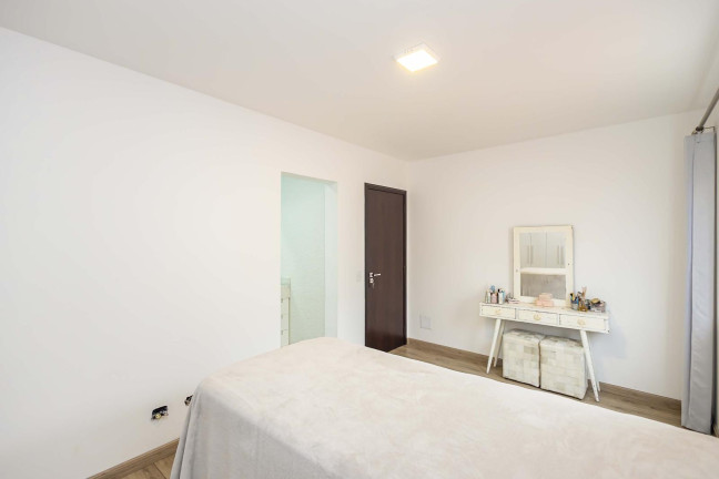 Imagem Sobrado com 3 Quartos à Venda, 225 m² em Campo Comprido - Curitiba Imagem Sobrado com 3 Quartos à Venda, 225 m² em Campo Comprido - Curitiba