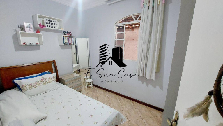 Imagem Casa com 3 Quartos à Venda, 210 m² em Colonial - Contagem