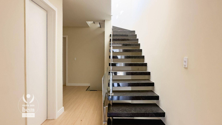 Imagem Sobrado com 3 Quartos à Venda, 244 m² em Campo Comprido - Curitiba Imagem Sobrado com 3 Quartos à Venda, 244 m² em Campo Comprido - Curitiba