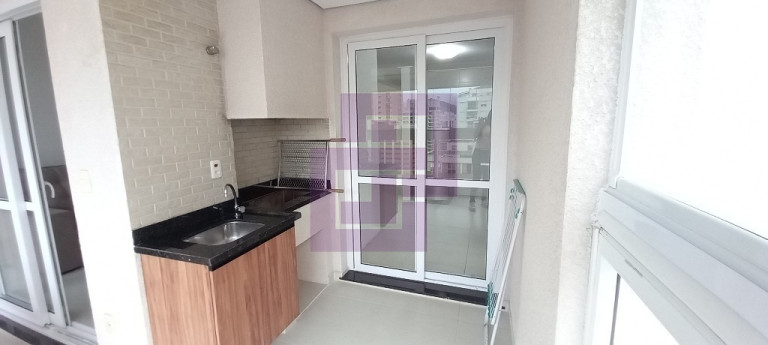 Apartamento com 3 Quartos para Alugar, 103 m² em Pitangueiras - Guarujá