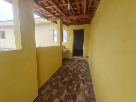 Imagem Casa com 4 Quartos à Venda, em São Paulo Imagem Casa com 4 Quartos à Venda, em São Paulo