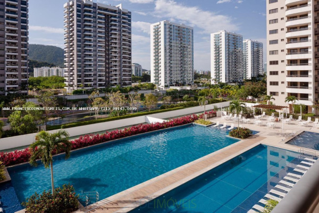 Imagem Apartamento com 4 Quartos à Venda, 124 m² em Barra Da Tijuca - Rio De Janeiro