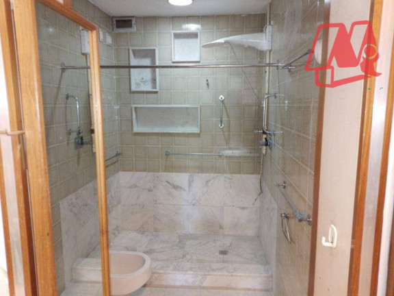 Imagem Casa com 3 Quartos à Venda ou Locação, 371 m² em Auxiliadora - Porto Alegre