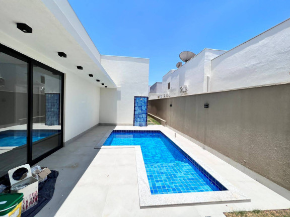 Imagem Casa com 3 Quartos à Venda, 210 m² em Jardim Imperial - Cuiabá