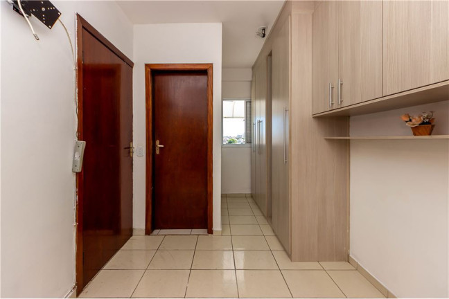 Imagem Casa com 3 Quartos à Venda,  em Vila Paranaguá - São Paulo