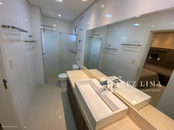 Imagem Apartamento com 3 Quartos para Alugar, 178 m² em Meia Praia - Itapema