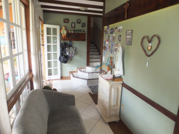 Imagem Casa com 4 Quartos à Venda, 250 m² em Barra Do Imbuí - Teresópolis