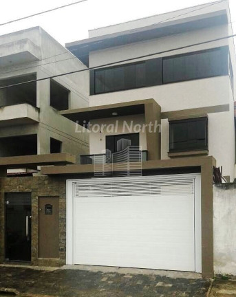 Foto do imóvel Casa com 3 Quartos à Venda, 188 m² em Rio Pequeno - Camboriú