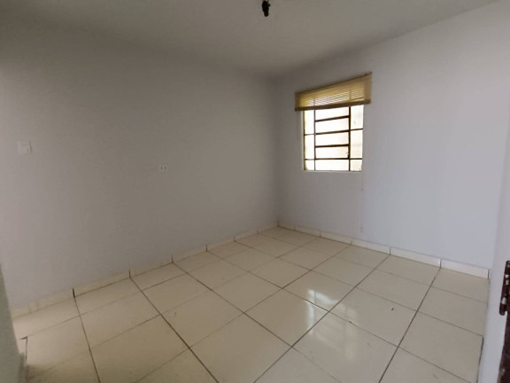 Imagem Casa com 2 Quartos para Alugar, 90 m² em Centro - Anápolis