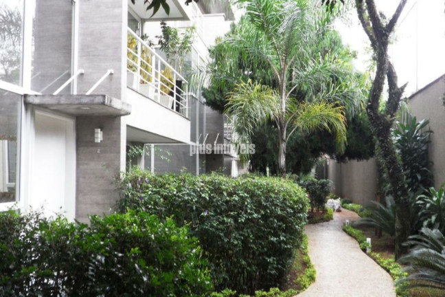 Imagem Casa com 5 Quartos à Venda, 440 m² em Jardim Cordeiro - São Paulo Imagem Casa com 5 Quartos à Venda, 440 m² em Jardim Cordeiro - São Paulo
