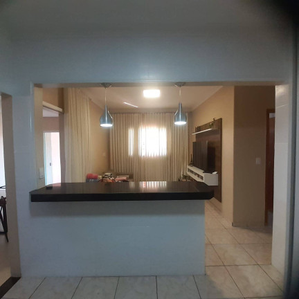 Imagem Casa com 3 Quartos à Venda, 228 m² em Setor Araguaia - Aparecida De Goiânia