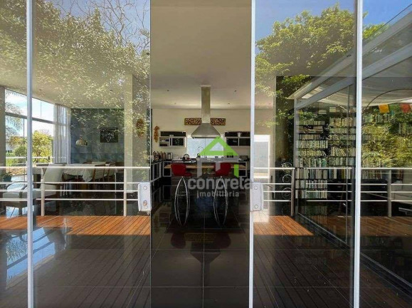 Imagem Casa de Condomínio com 4 Quartos à Venda, 319 m² em Golf Gardens - Carapicuíba Imagem Casa de Condomínio com 4 Quartos à Venda, 319 m² em Golf Gardens - Carapicuíba