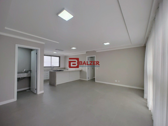 Imagem Apartamento com 3 Quartos à Venda, 132 m² em Centro - Florianópolis Imagem Apartamento com 3 Quartos à Venda, 132 m² em Centro - Florianópolis