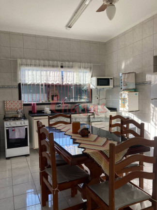 Imagem Sobrado com 4 Quartos à Venda, 460 m² em Centro - Caraguatatuba Imagem Sobrado com 4 Quartos à Venda, 460 m² em Centro - Caraguatatuba