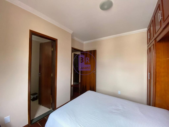 Imagem Apartamento com 3 Quartos à Venda, 82 m² em Centro - Londrina