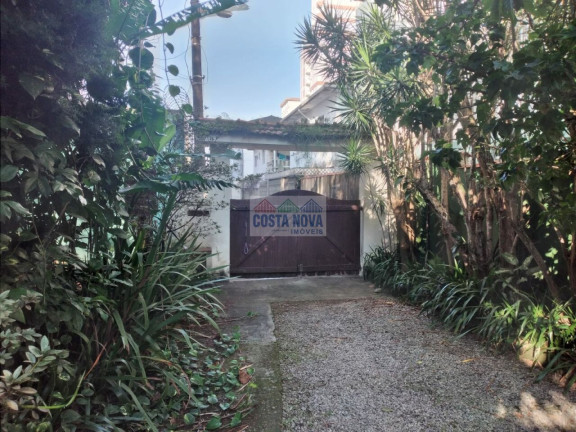 Imagem Casa com 4 Quartos à Venda, 190 m² em Boqueirão - Santos