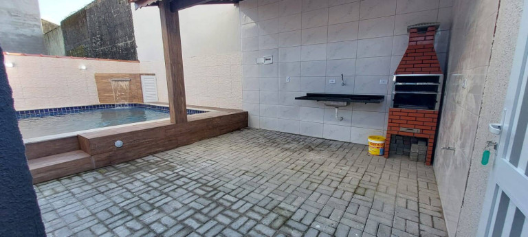 Imagem Sobrado com 2 Quartos à Venda, 90 m² em Mongaguá Imagem Sobrado com 2 Quartos à Venda, 90 m² em Mongaguá