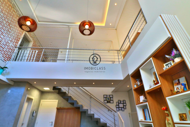 Imagem Casa com 3 Quartos à Venda, 450 m² em Alto Petrópolis - Porto Alegre Imagem Casa com 3 Quartos à Venda, 450 m² em Alto Petrópolis - Porto Alegre