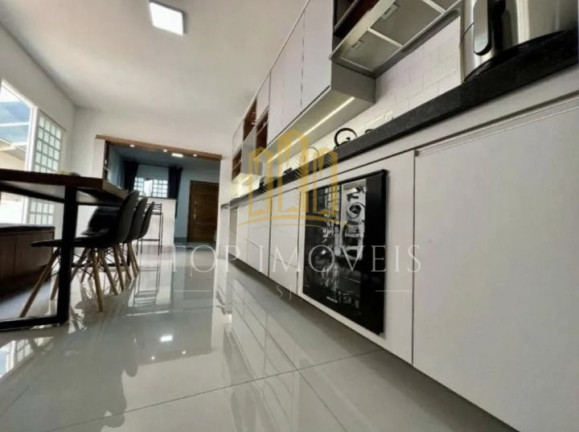 Imagem Casa com 3 Quartos à Venda, 252 m² em Jardim Estoril - São José Dos Campos Imagem Casa com 3 Quartos à Venda, 252 m² em Jardim Estoril - São José Dos Campos