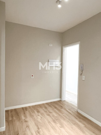 Imagem Imóvel com 2 Quartos à Venda, 60 m² em Centro - Campinas Imagem Imóvel com 2 Quartos à Venda, 60 m² em Centro - Campinas
