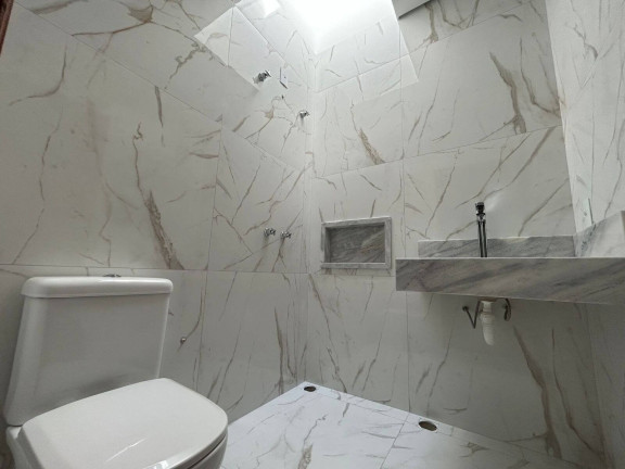 Casa com 3 Quartos à Venda, 200 m² em Wanel Ville - Sorocaba