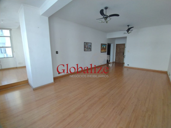 Imóvel com 2 Quartos à Venda, 200 m² em José Menino - Santos